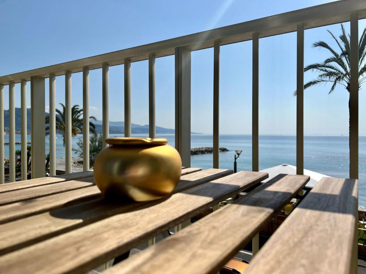Les Rives D Or Roquebrune Cap Martinアパートメント エクステリア 写真